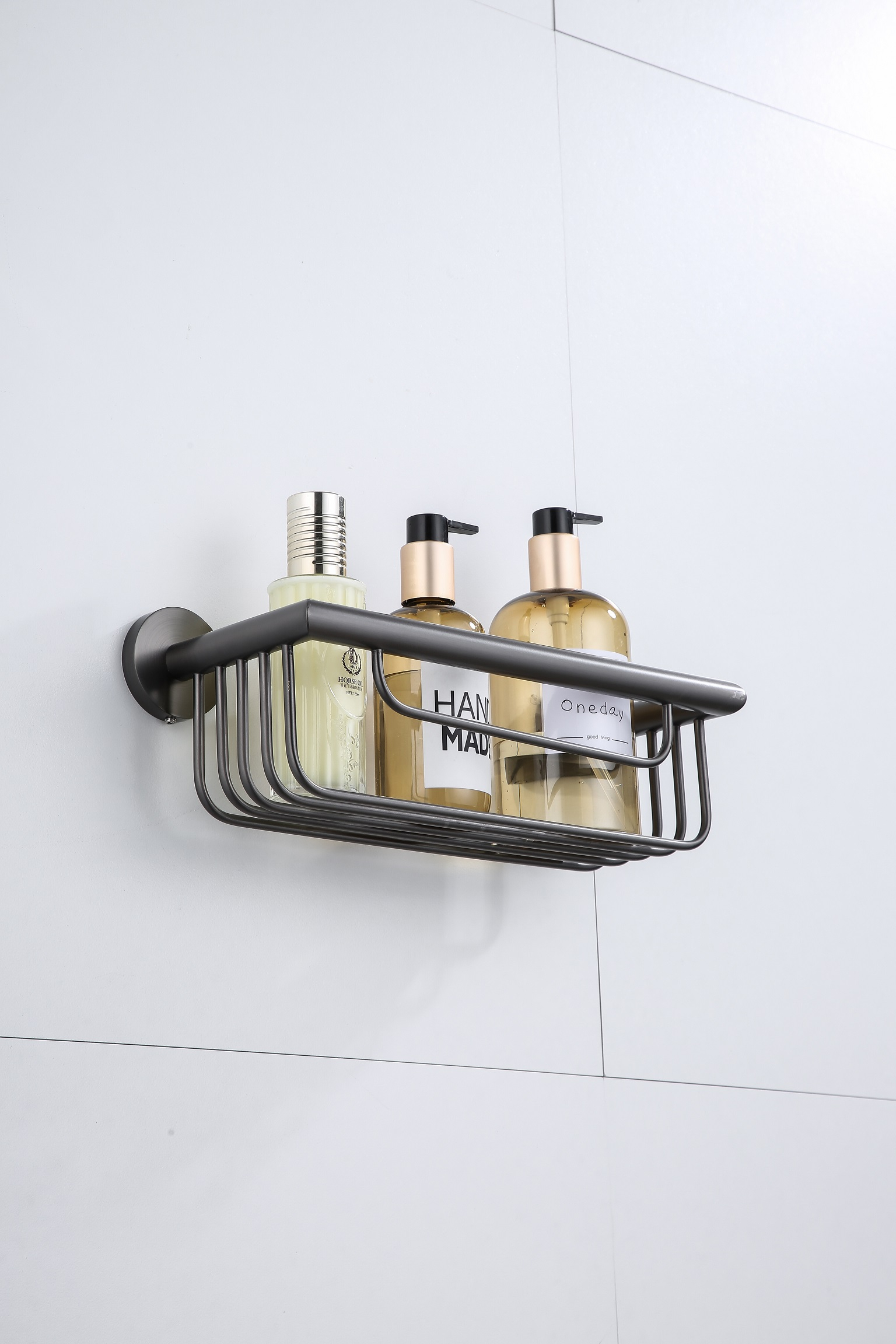 Saniclear Iron shampoo houder verouderd ijzer - gunmetal