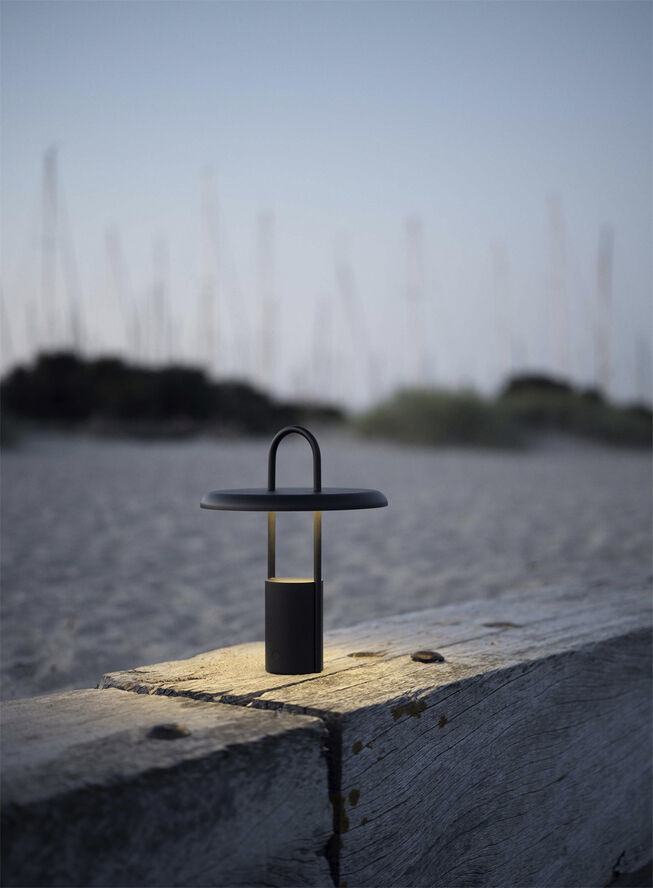Stelton Pier portable LED Table Lamp H25 Black