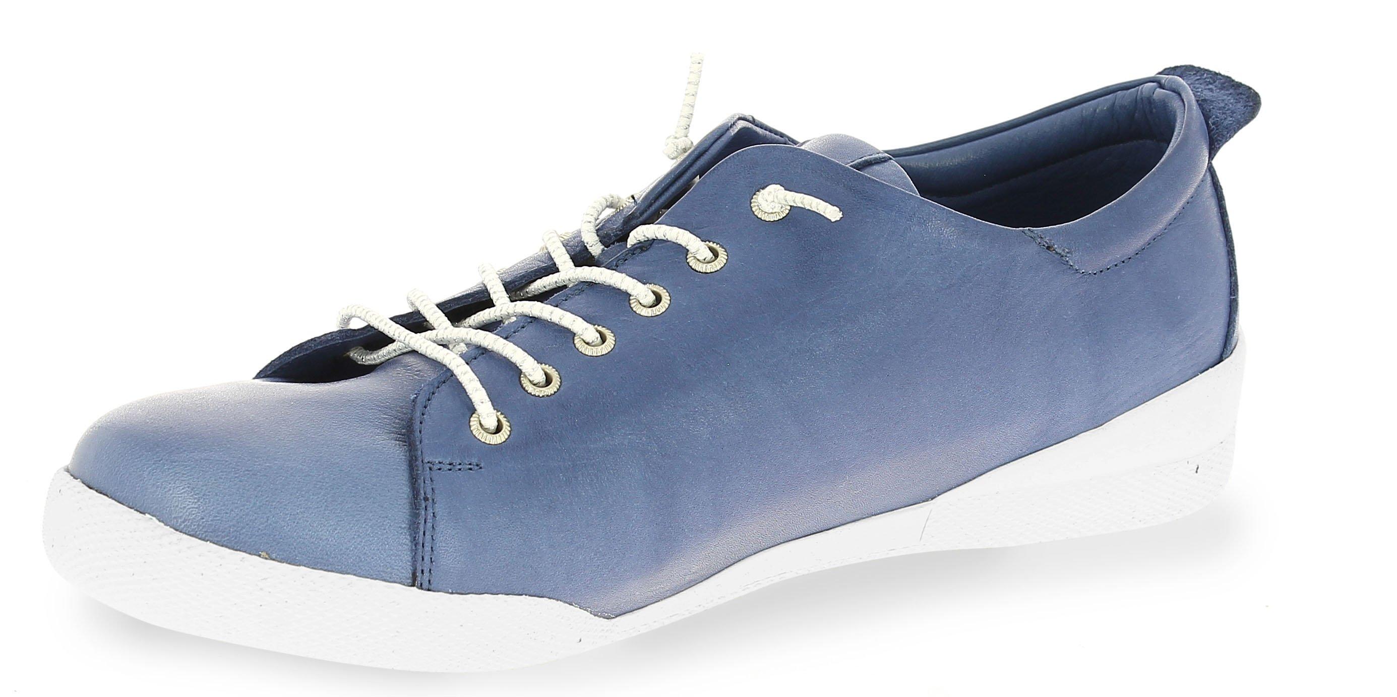 Schnürschuhe mit elastischer Schnürung