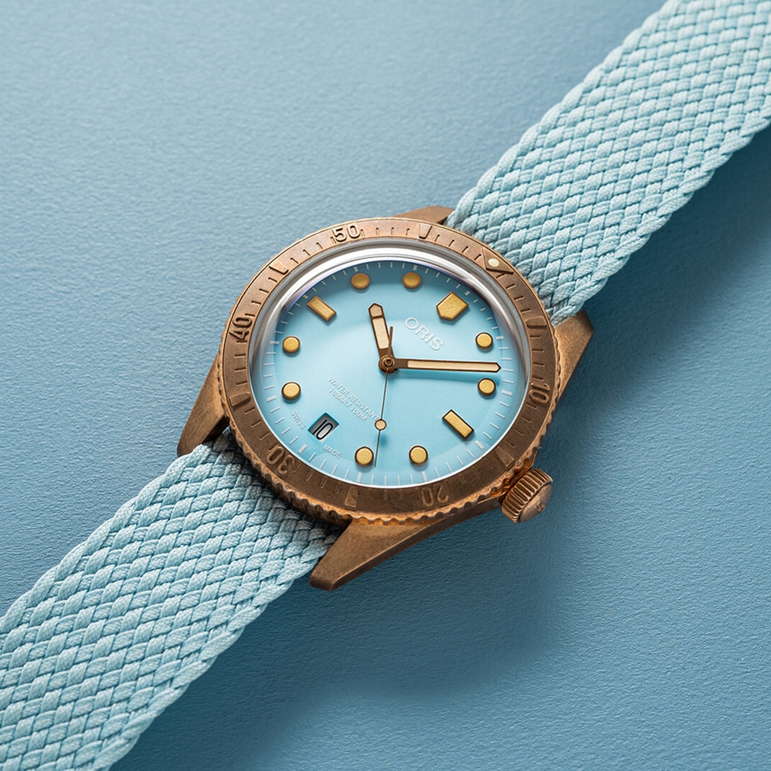 Oris Divers Sixty-Five Cotton Candy Himmelblau auf Perlonband
