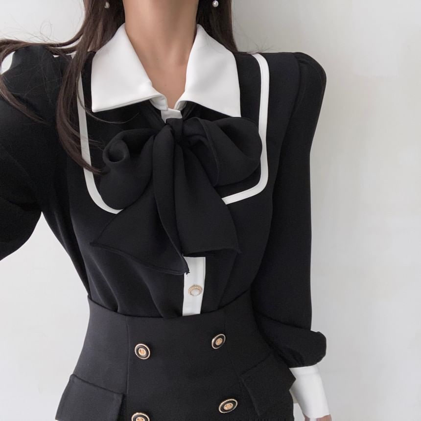 MELLO - Blouse met lange mouwen, kraag en linthals in twee kleuren