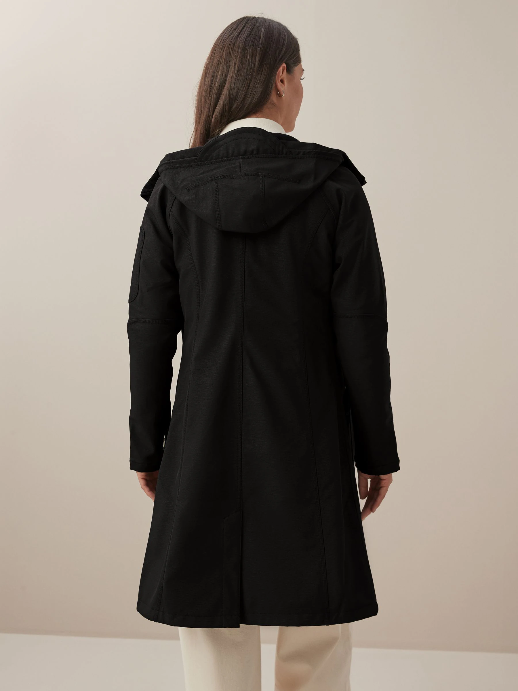Zwart - Ilse Jacobsen waterdichte slim fit lange softshell regenjas