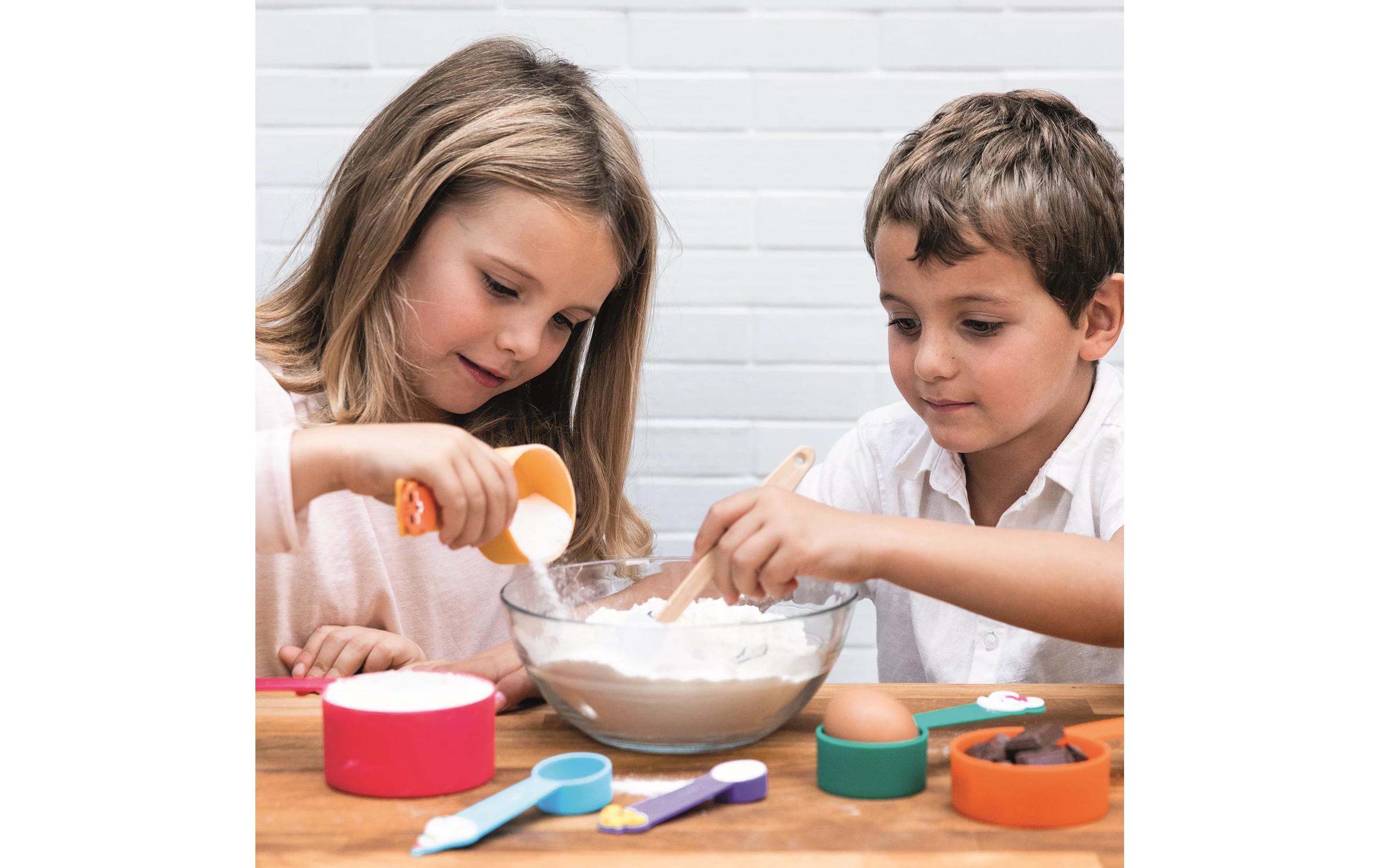 Rezeptbuch Die grosse Weltreise 6er Set, MehrfarbigMessbecher-Set mit Rezeptbuch