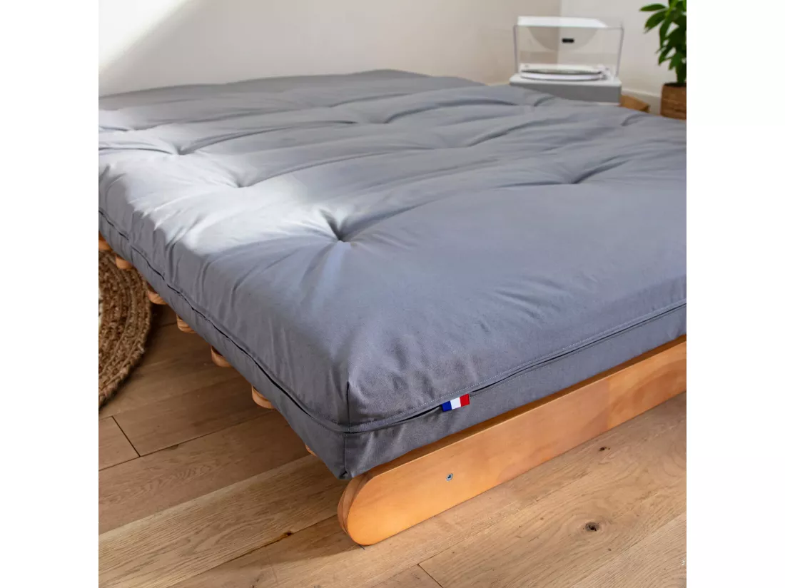 Matelas futon gris clair en coton 160x200