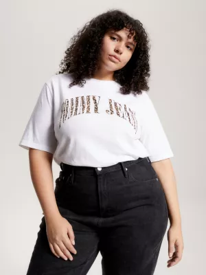 Camiseta clássica com estampa de leopardo e efeito desbotado da Curve