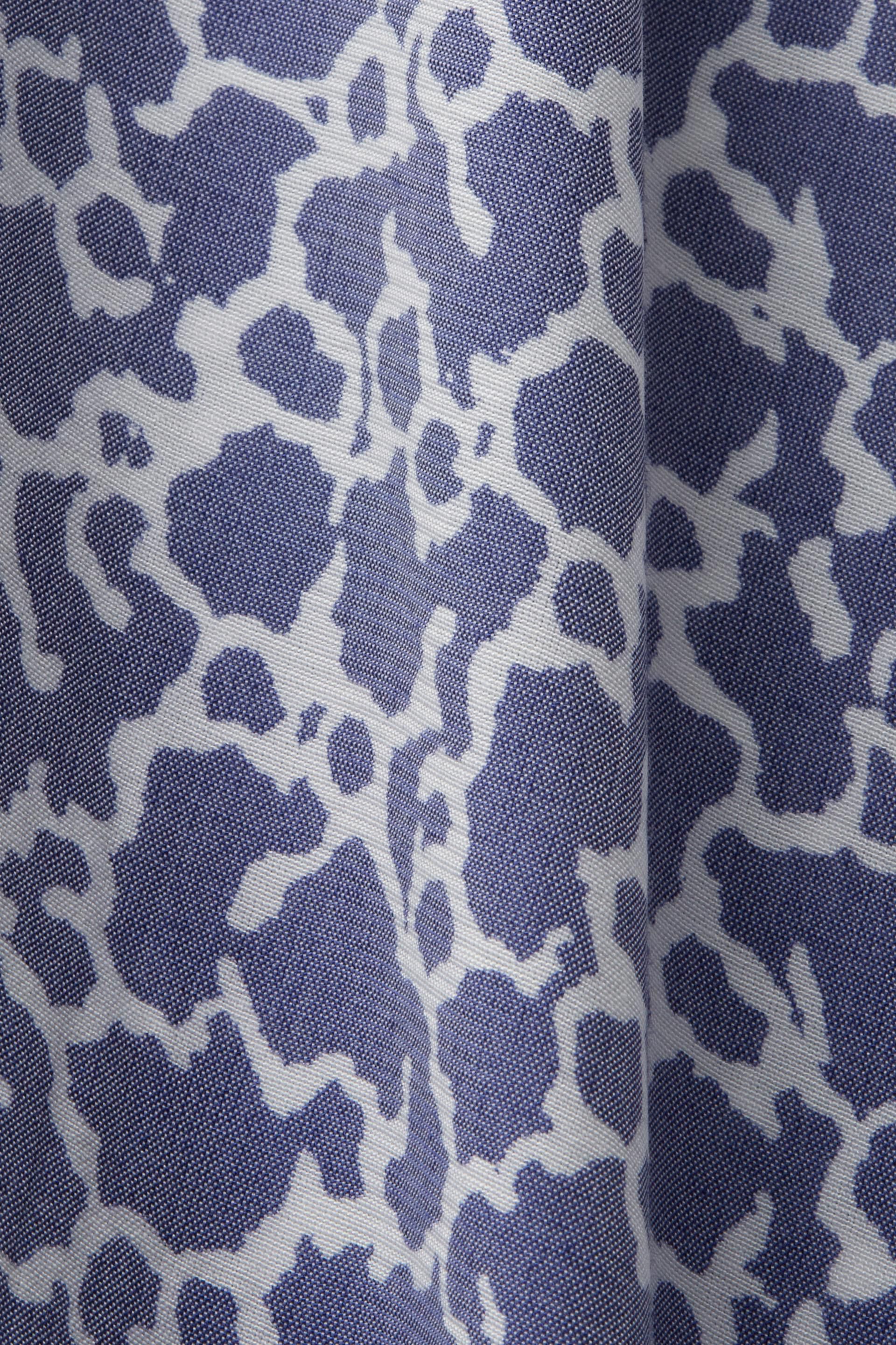 Blouse CURVY à encolure en V, LENZING™ ECOVERO™