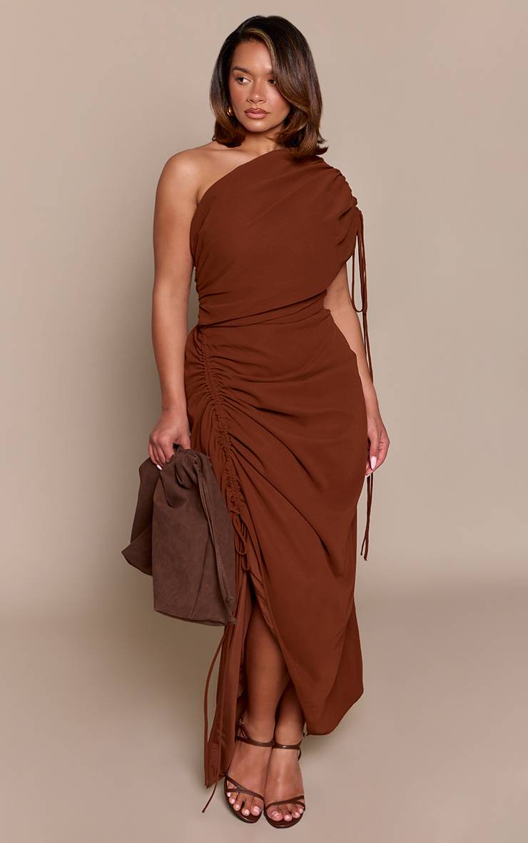 Chocolat Robe Drapée Asymétrique Shape Avec Détails