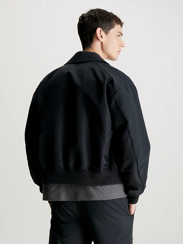 Jaqueta bomber de cetim