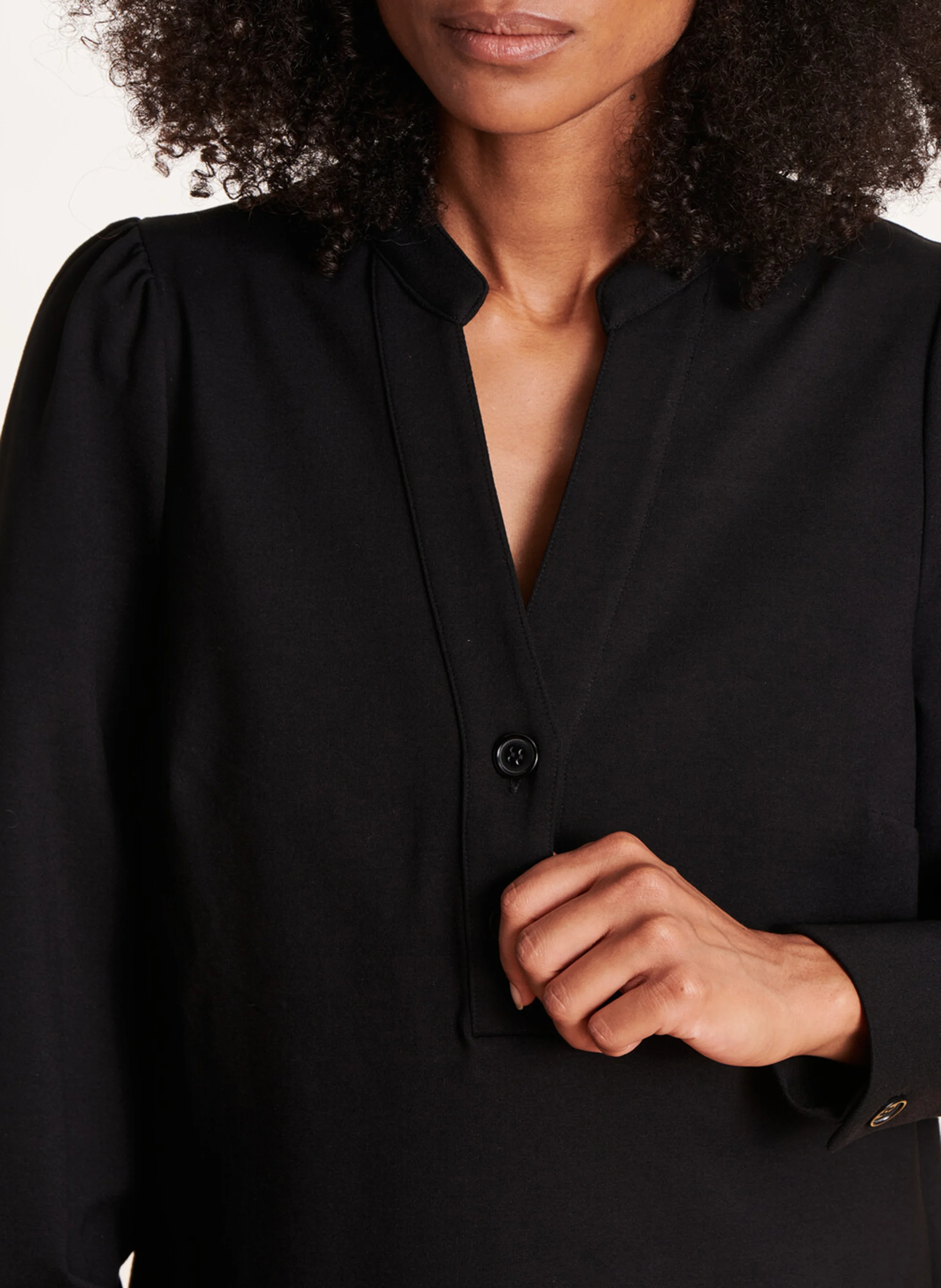 Robe courte droite col tunisien | Noir