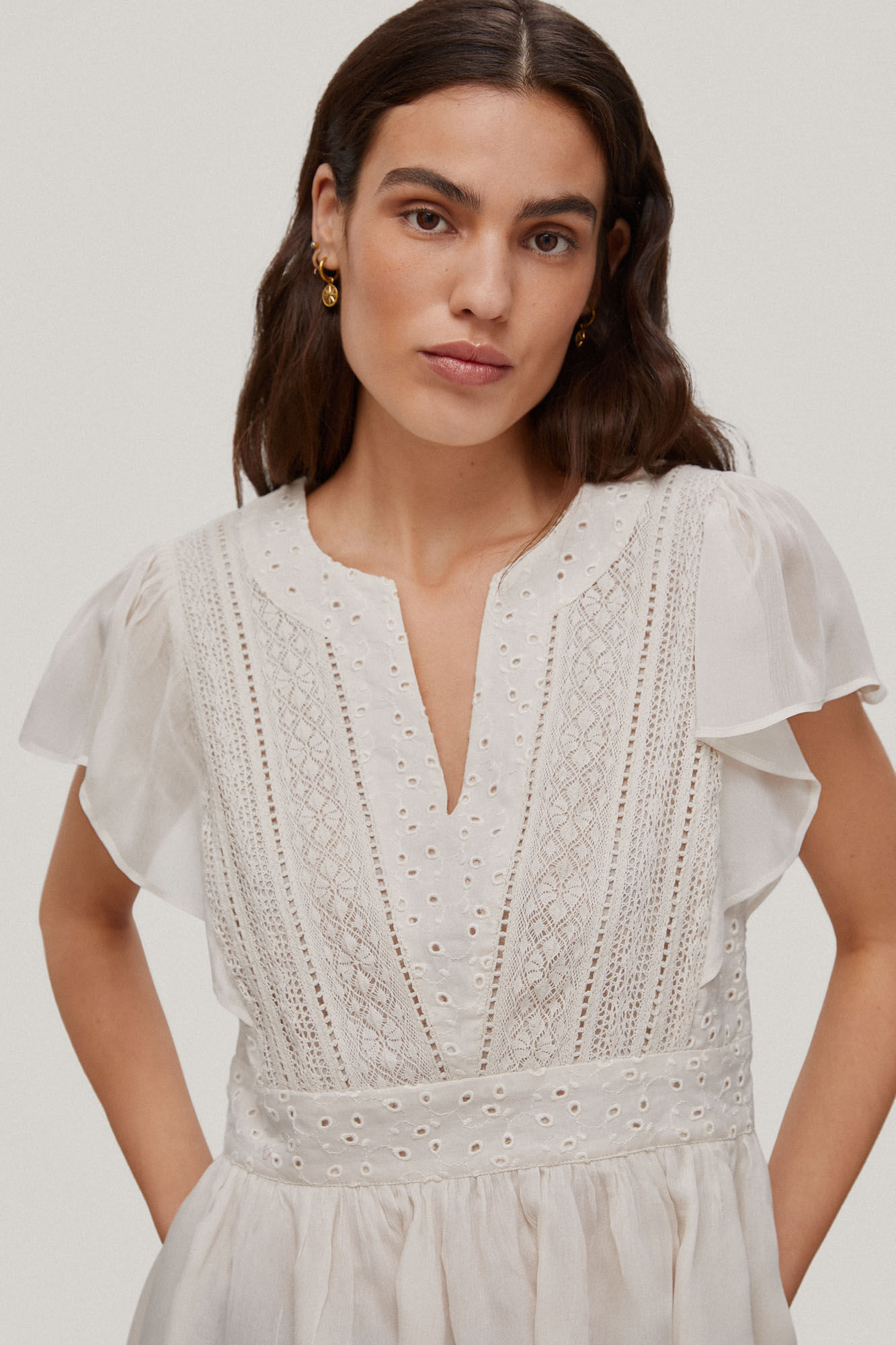 Blusa romântica bordada - Bege