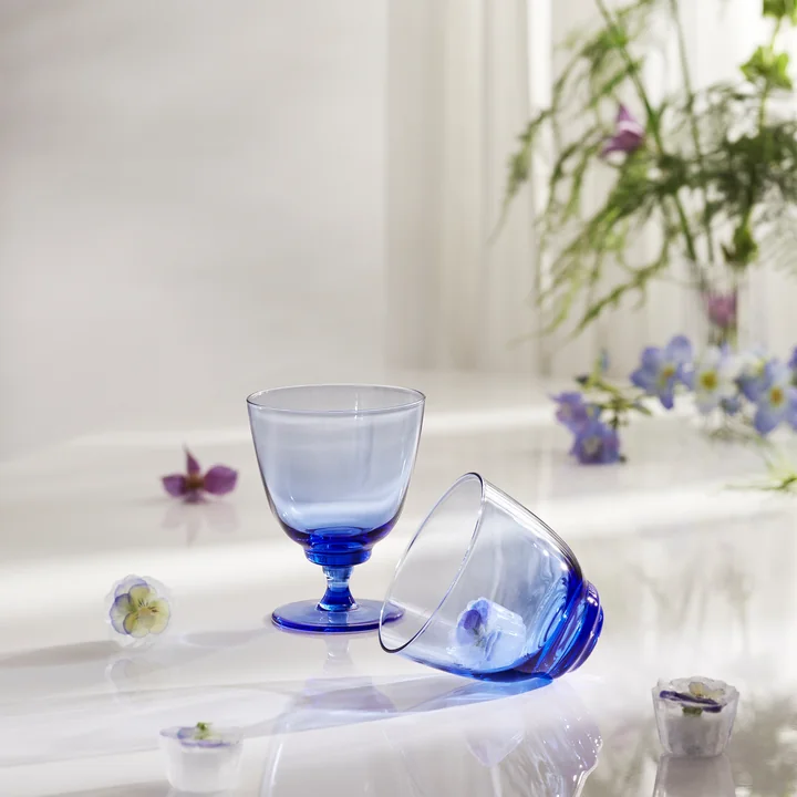 Holmegaard - Flow Wasserglas 35 cl, dunkelblau