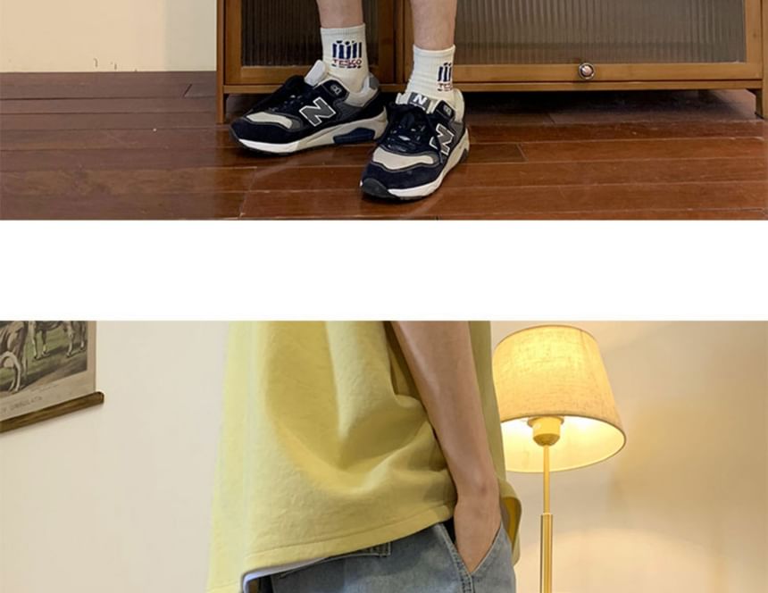 GRAYCIOUS - Mid Rise Washed Denim Shorts