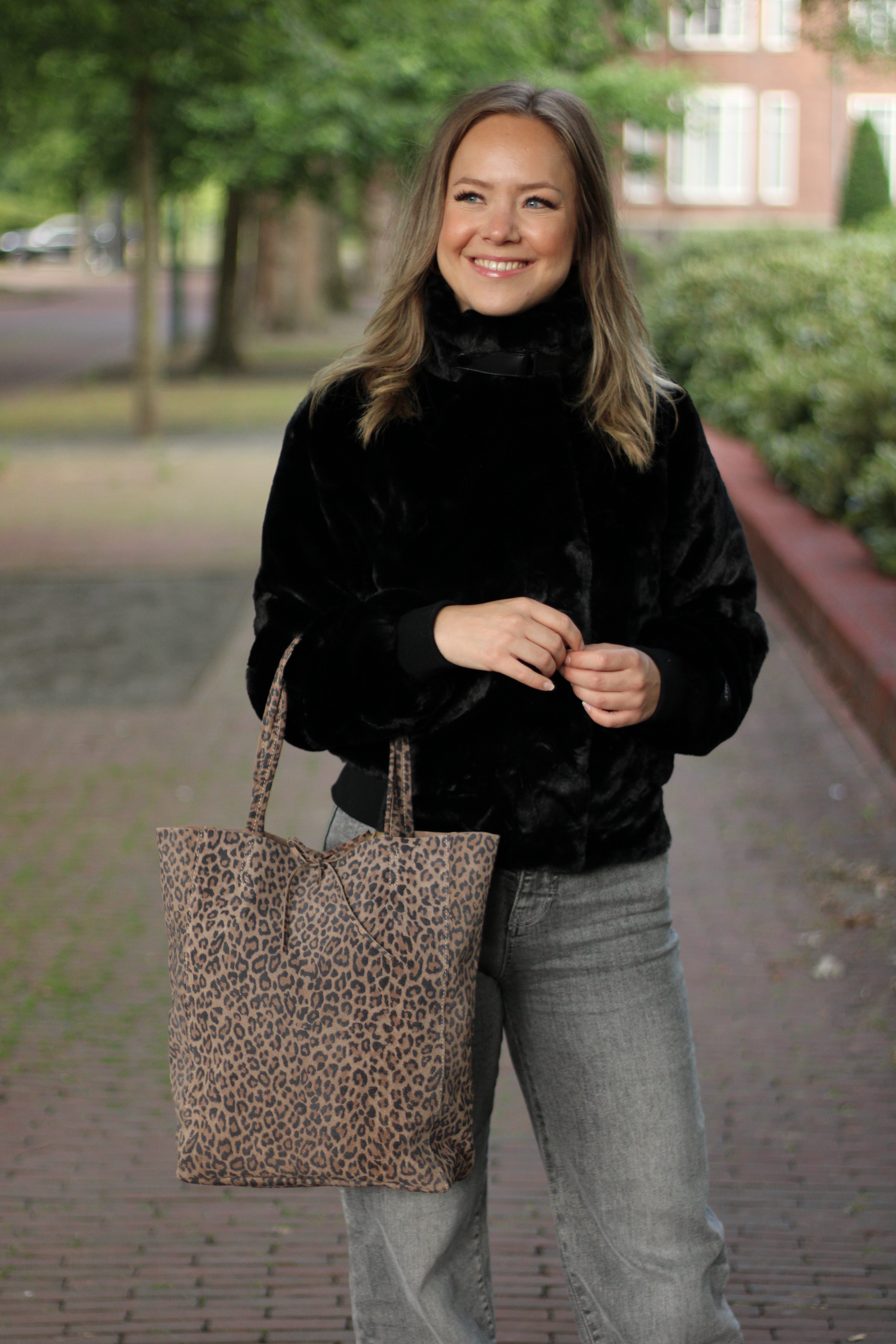 Mia Shopper - Suede Luipaard