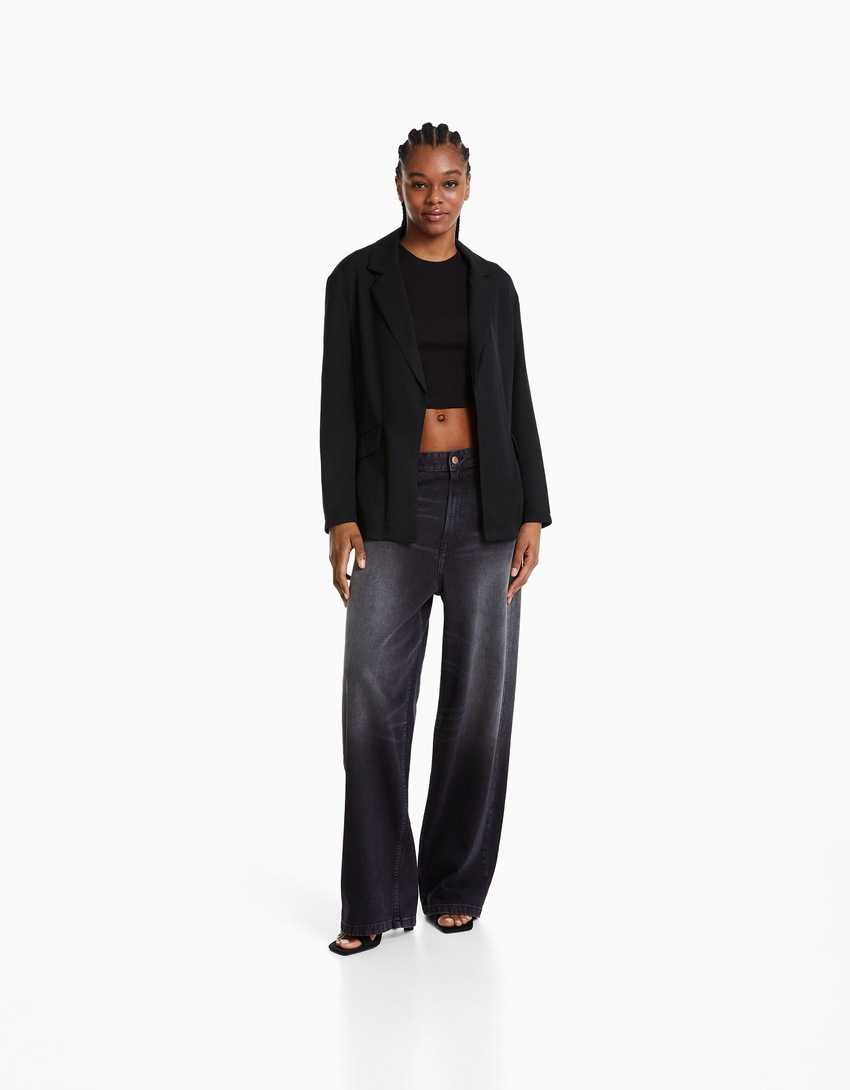 Blazer fluido de corte feminino