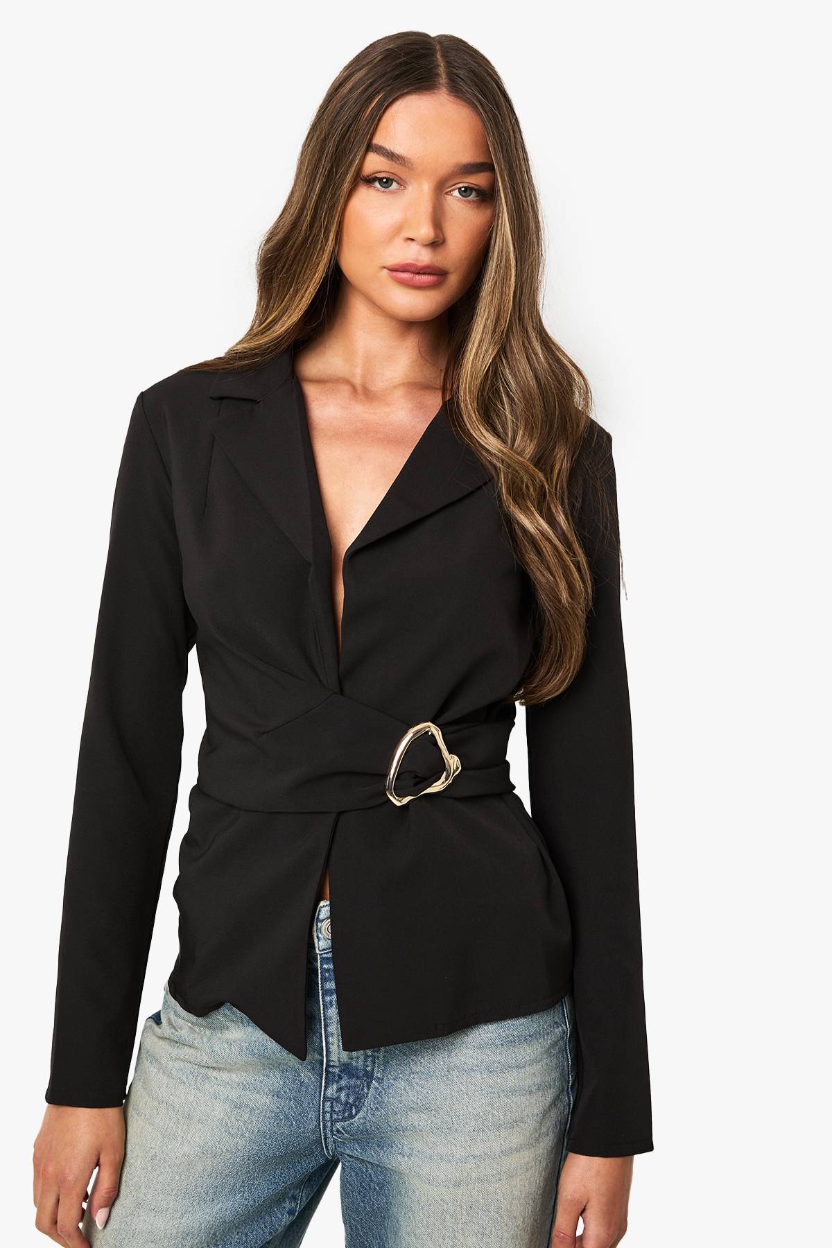 boohoo Blazer à fronces à l'avant orné de garniture métallique