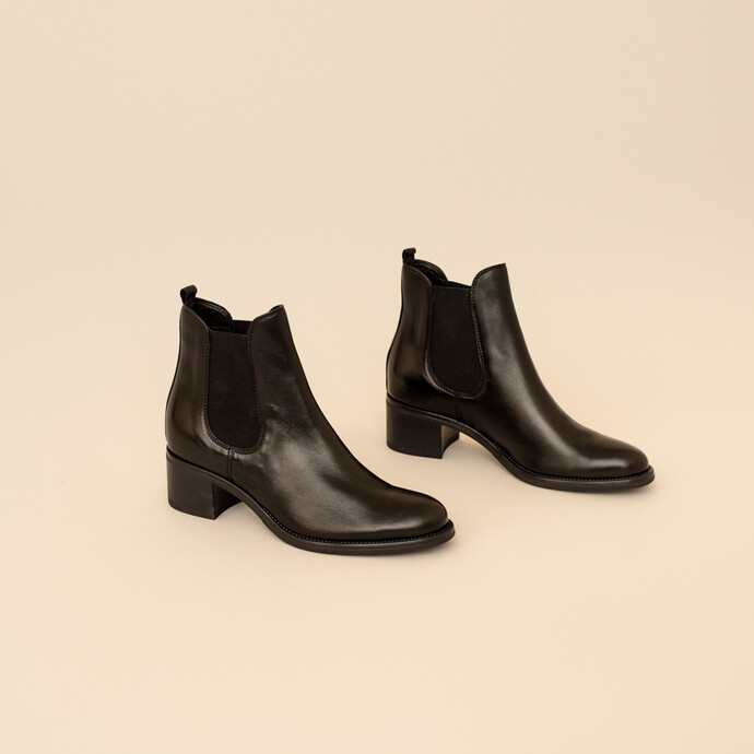 Bottines à talons  en cuir noir