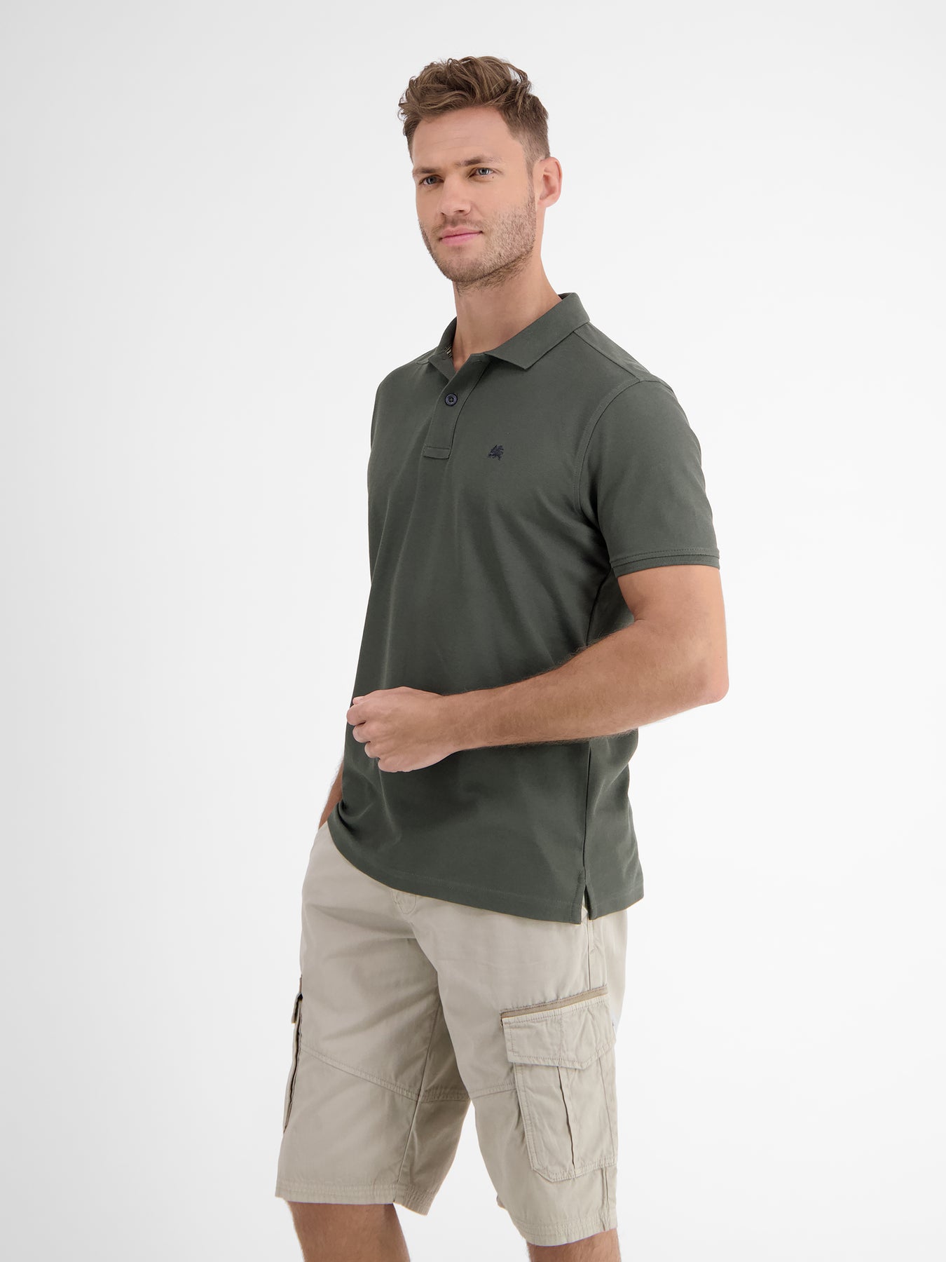 Klassisches Poloshirt für Herren in *Cool & Dry* Piquéqualität