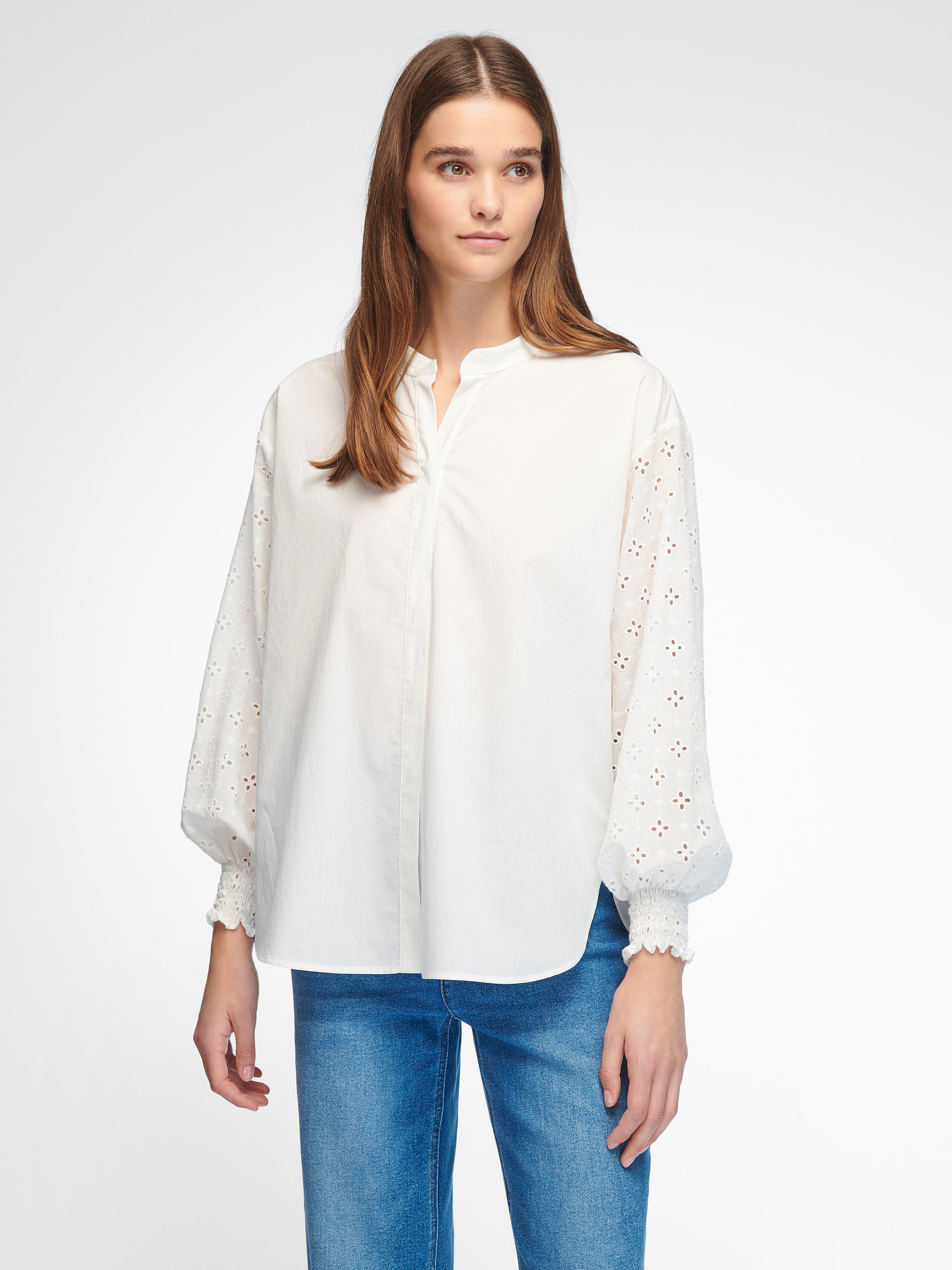 Bluse mit Stehkragen