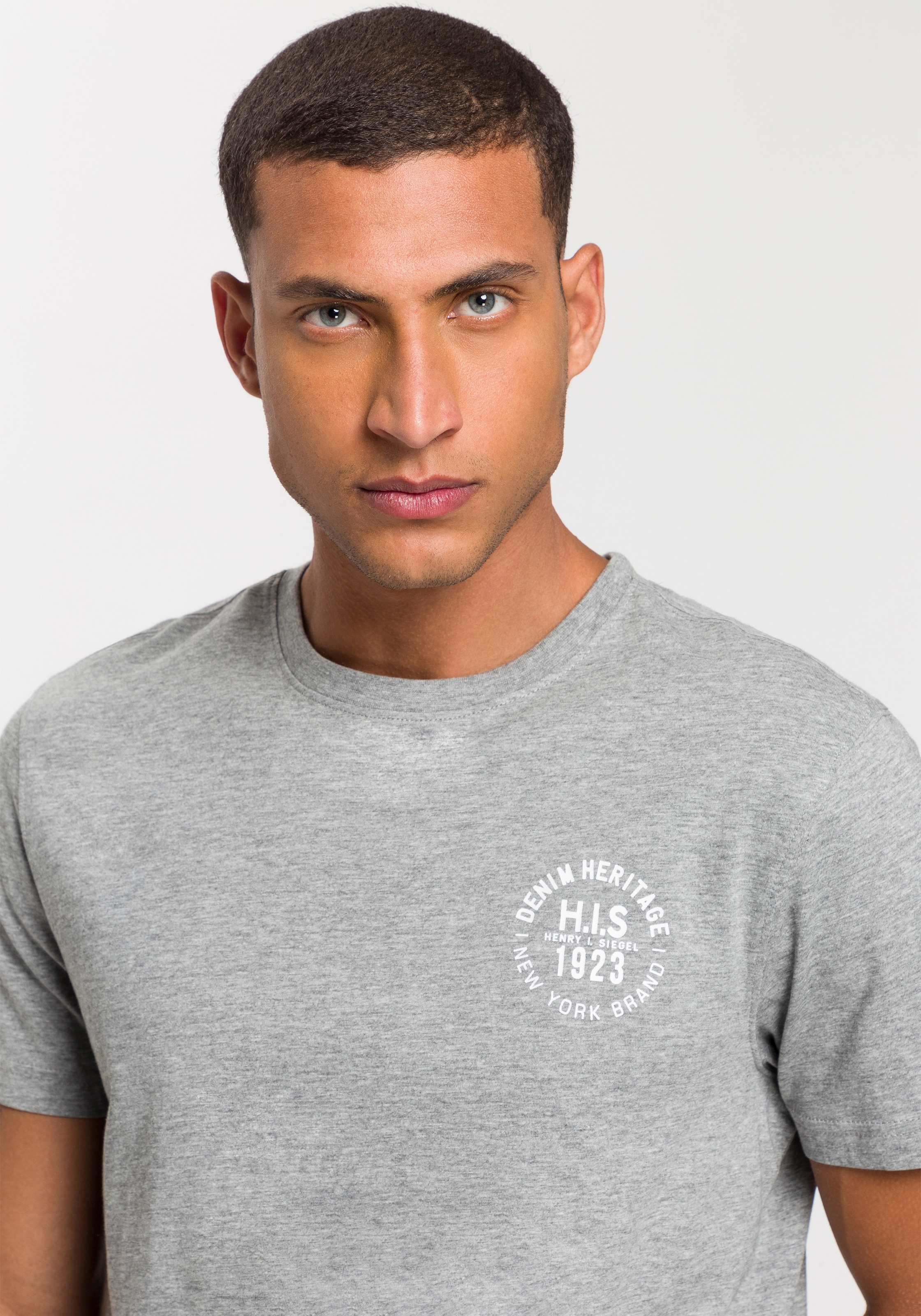 H.I.S T-Shirt, 3 Stk. schmal geschnitten,  bedrucktes Design,  aus 100% Baumwolle