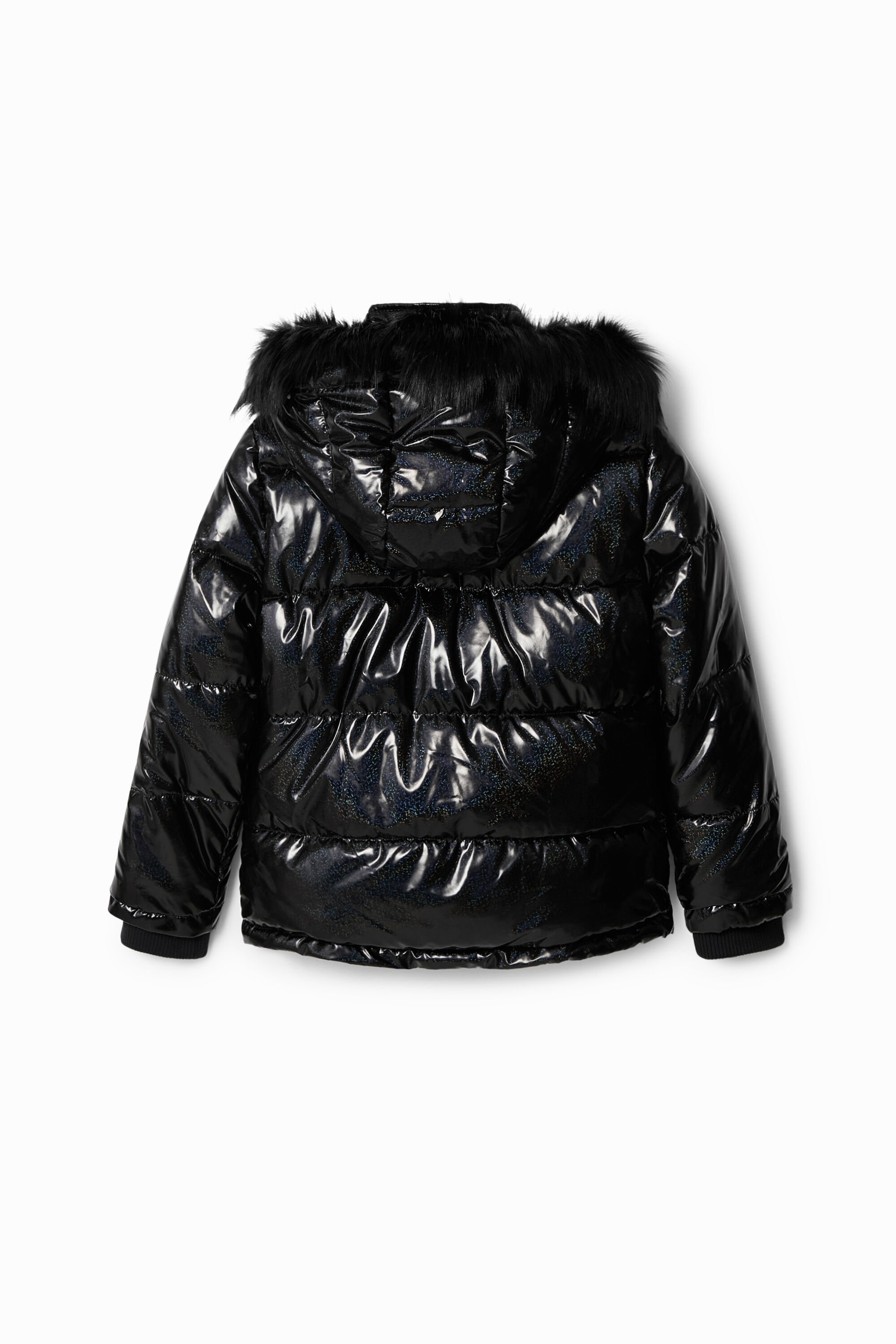 Veste courte matelassée à capuche