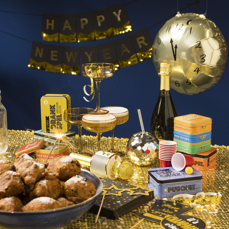 Slinger happy new year - goud - 2 meter