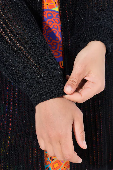 Strickjacke, Boxy Passform, Lochstrick mit Glitzer, schwarz