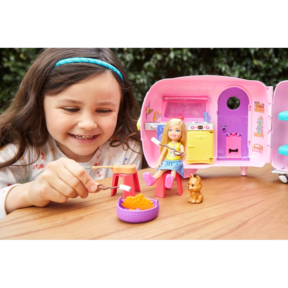 Barbie Club Chelsea Wohnmobil mit Zubehör