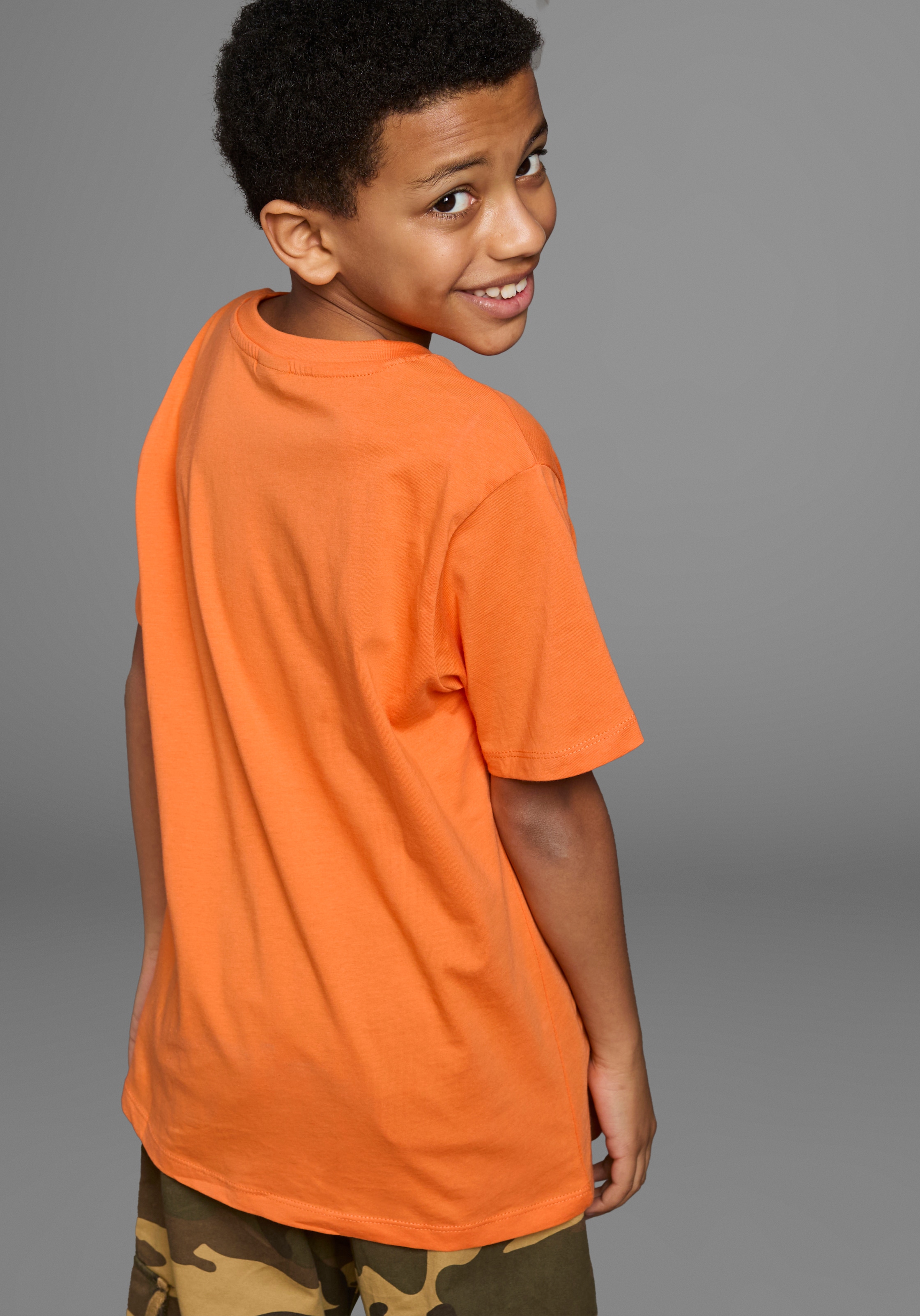KIDSWORLD T-Shirt »Mit coolem Druck: NEXT LEVEL«, Kurzarm,  Basic-Schnitt,  mit trendigen Statements und Sprüchen