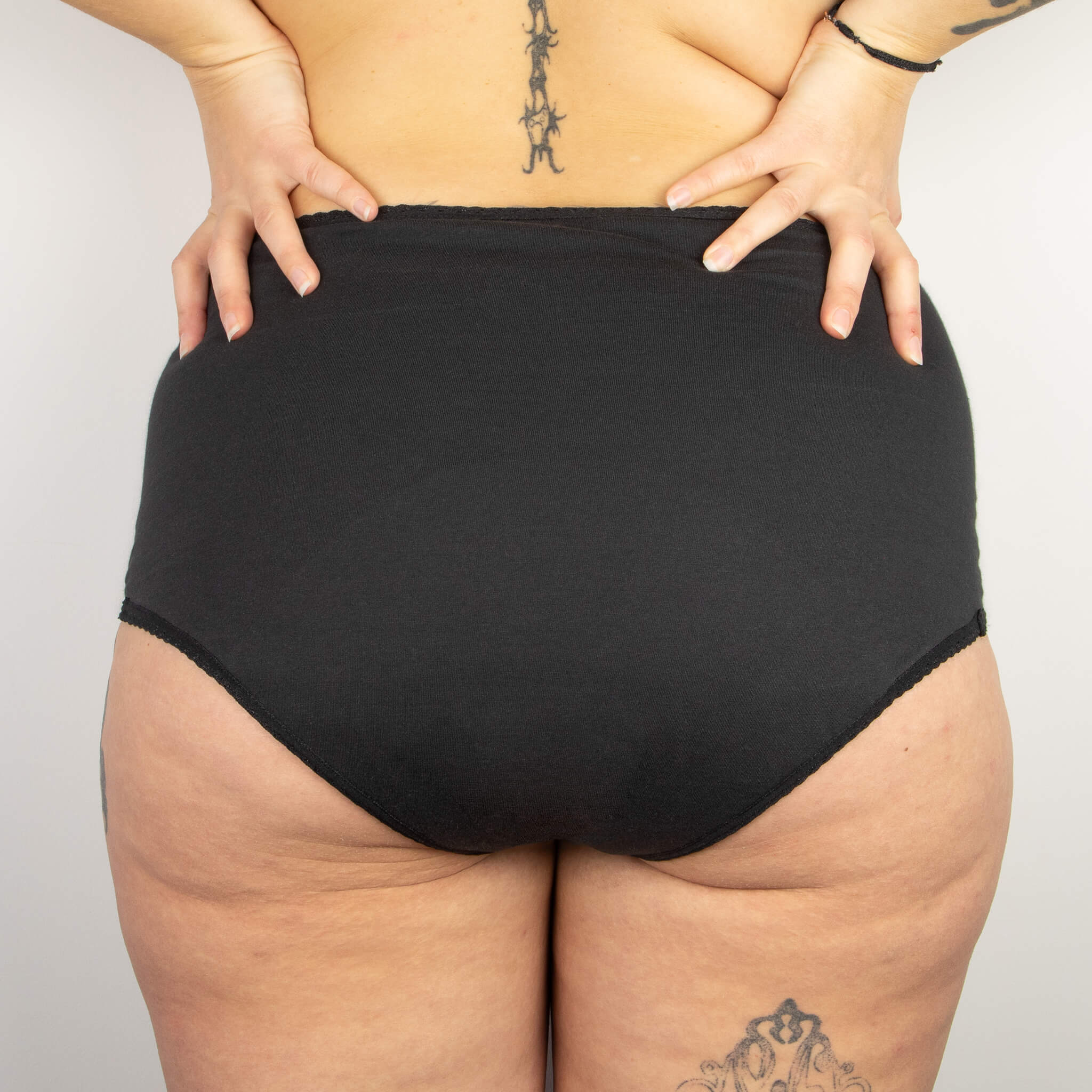 Shorty menstruel absorbant en coton bio - Version 1 - 1 shorty / Basique / Taille XS
