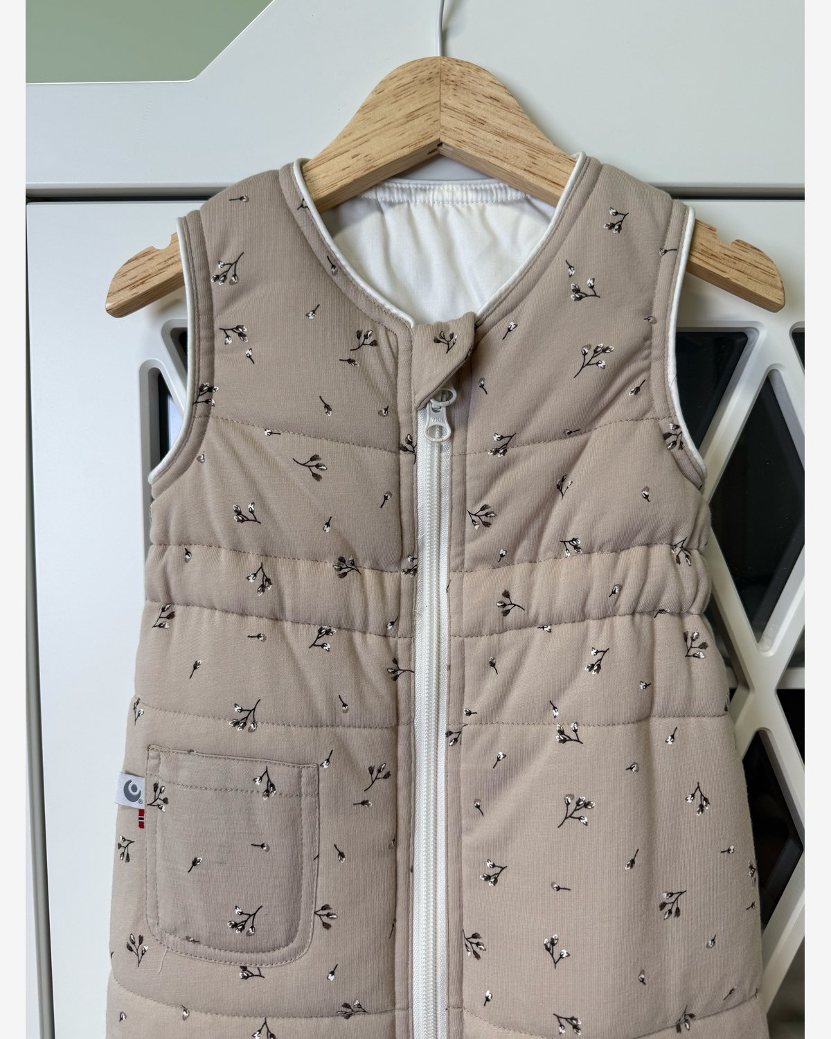 Nattpose Night Blomma – Baby 3-18 mnd
