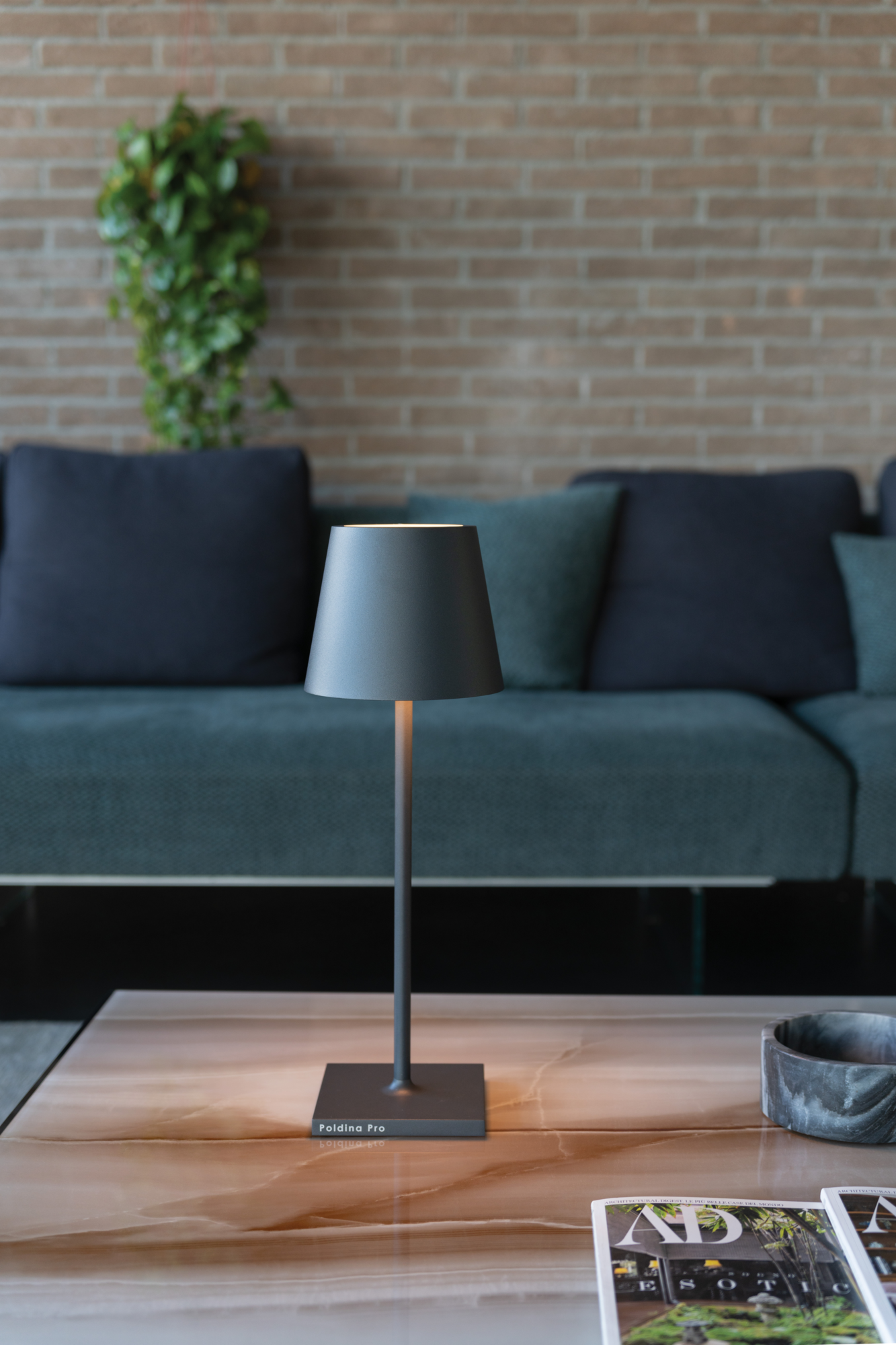 Zafferano oplaadbare tafellamp Desk L roest