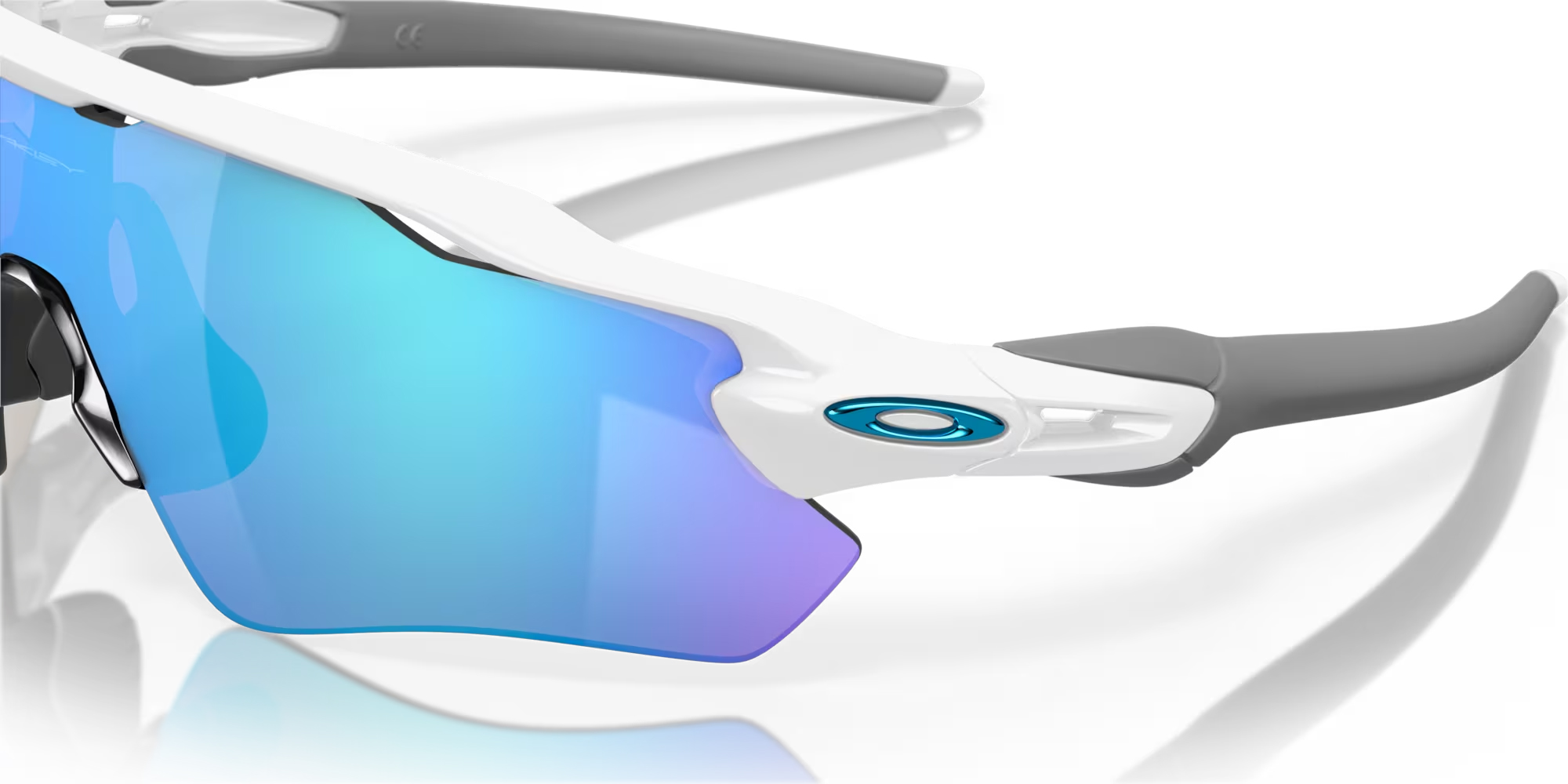 Radar EV Path 7338/Polished White w/Prizm Sapphire