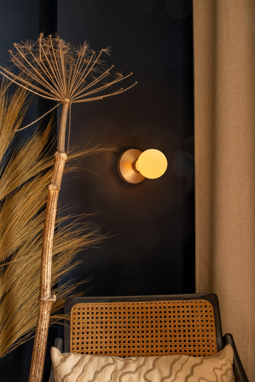 Humble Bee wandlamp oplaadbaar zwart opaal