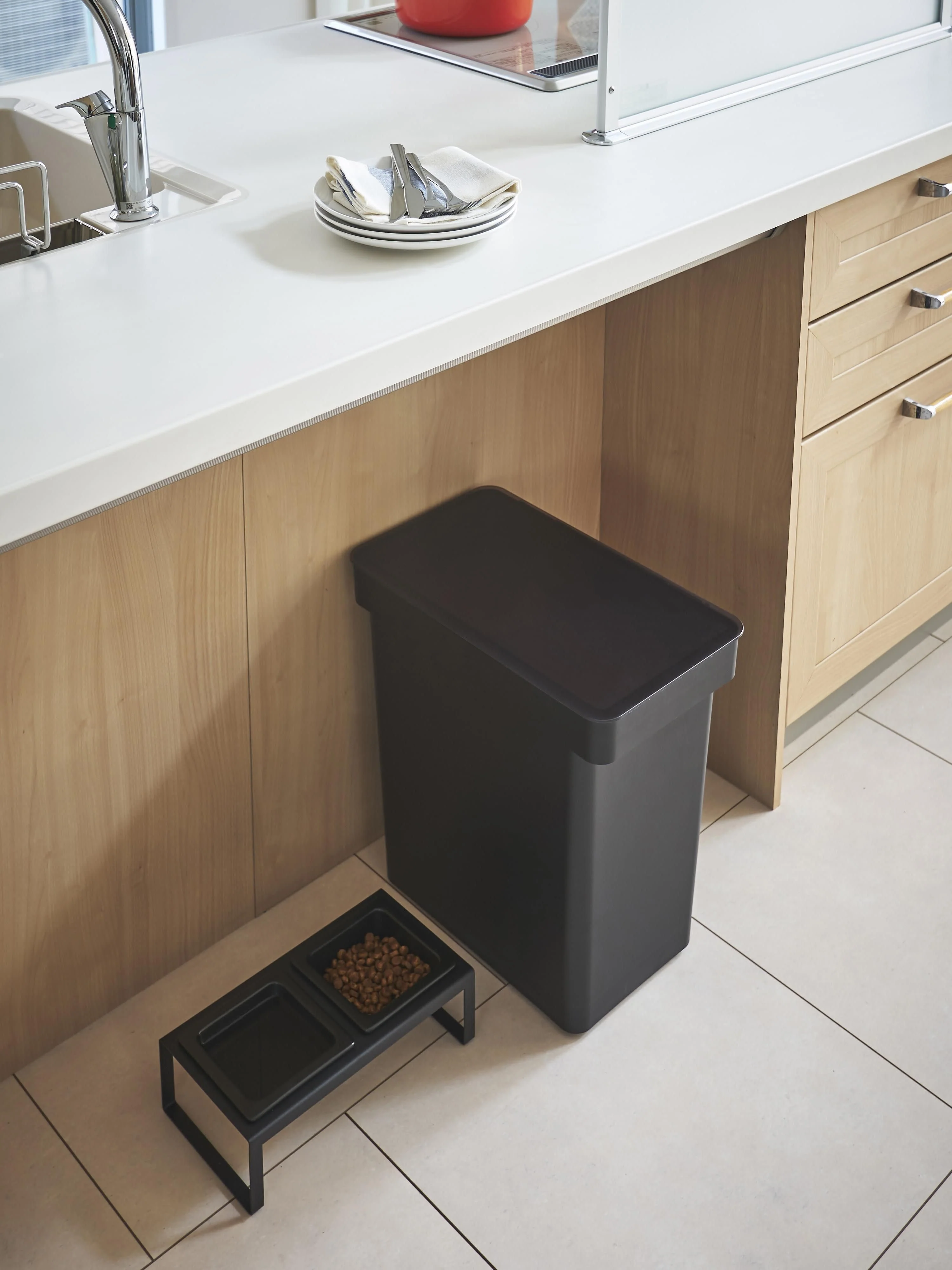 Voedselcontainers Tower met maatbeker, set van 2