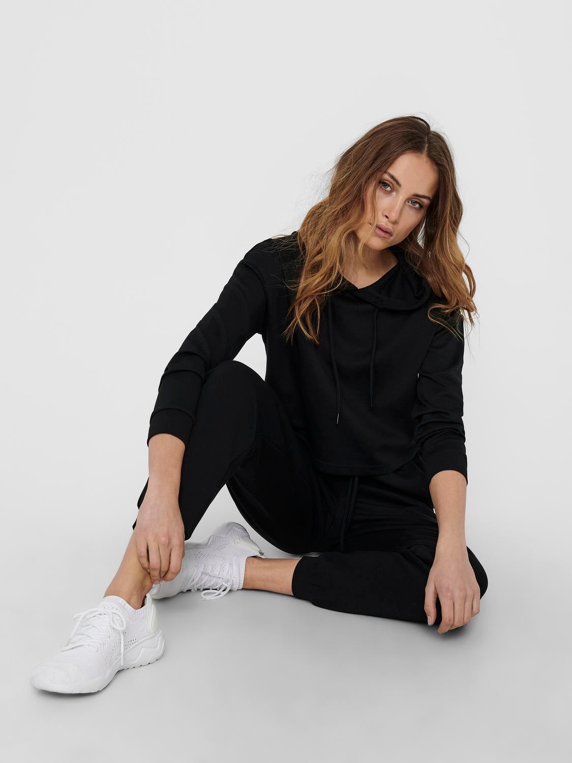 ONPLOUNGE Hohe Taille Normal geschnitten Jogginghose Black