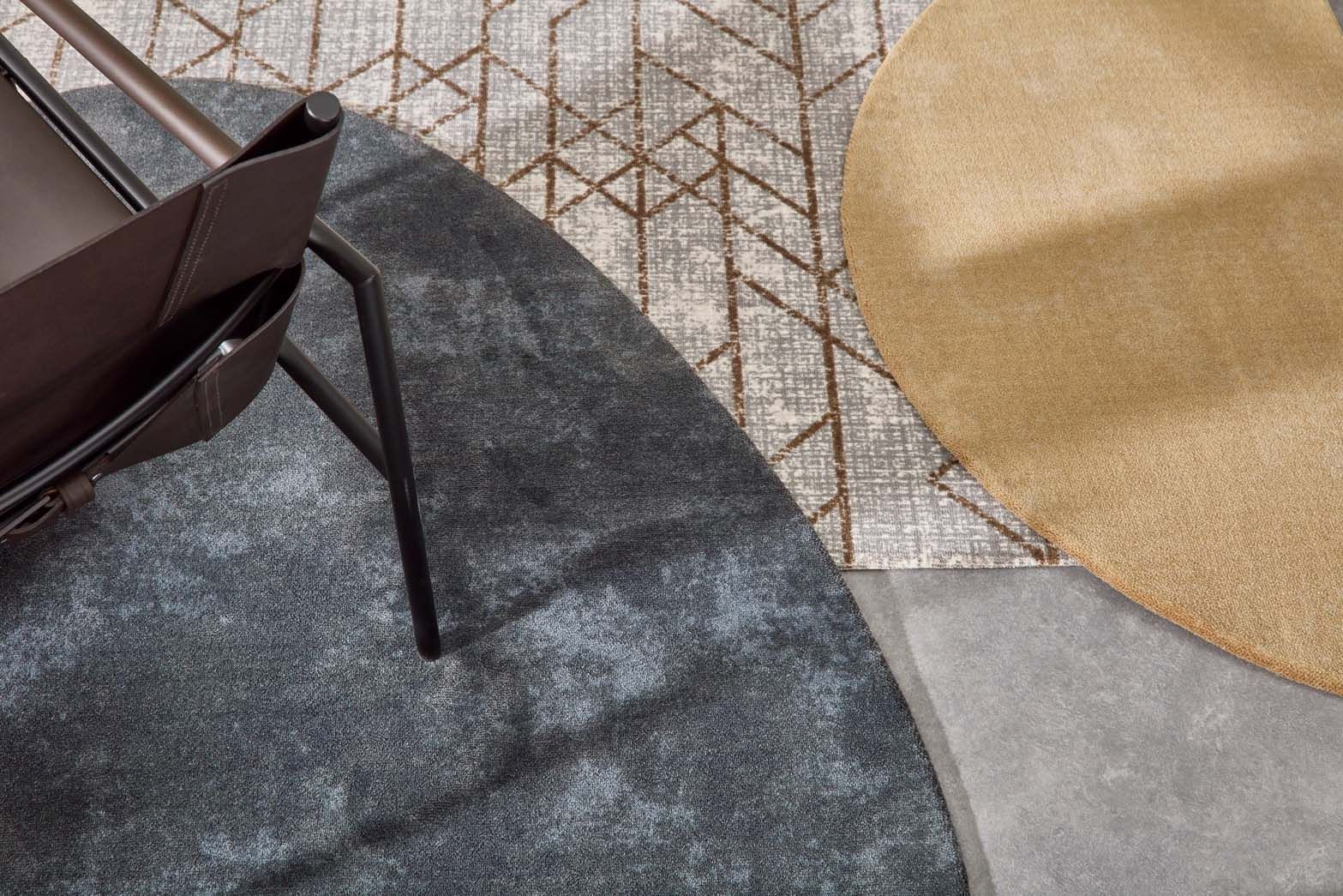 Vloerkleed Solid Grey Arrow FloorArt  | Brinker