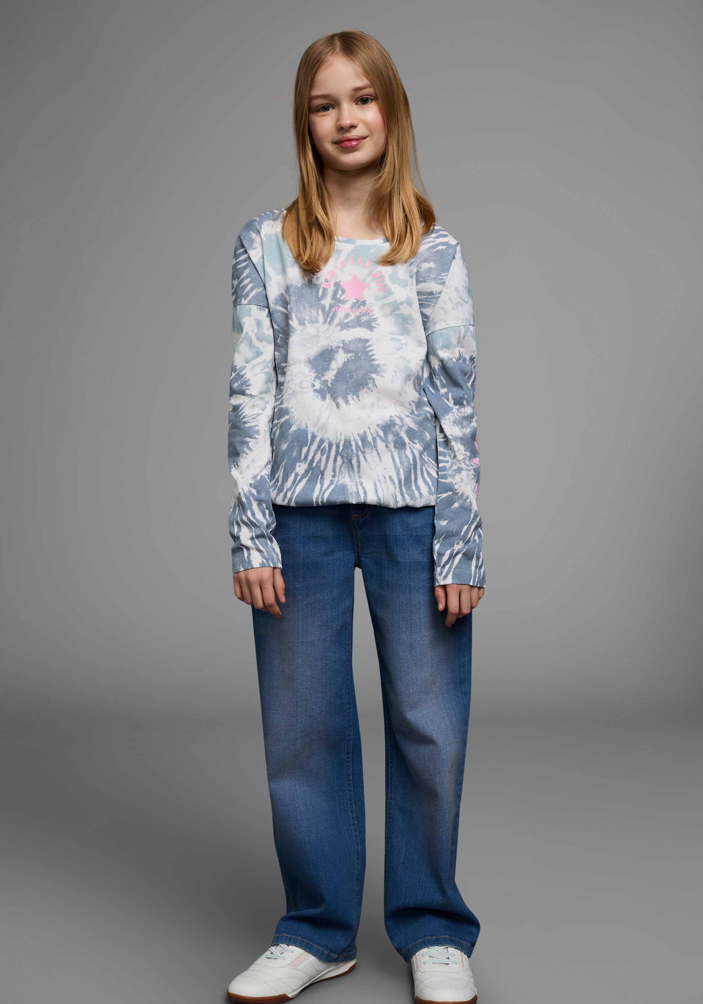 KIDSWORLD Fledermausshirt »Batik-Optik Shirt«, Langarm,  mit Gummizug am Saum,  stylischer Aufdruck