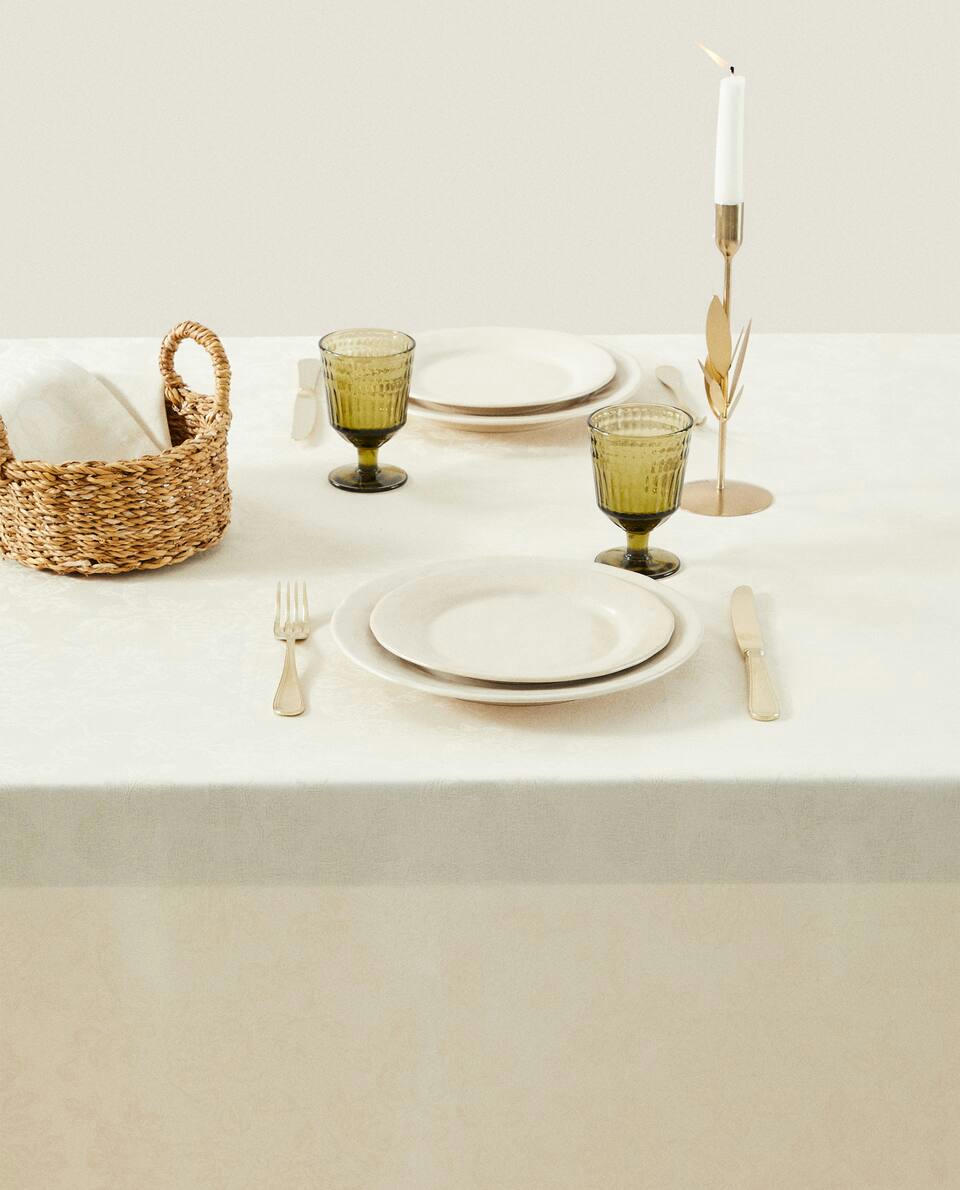 TOALHA DE MESA FLORAL JACQUARD