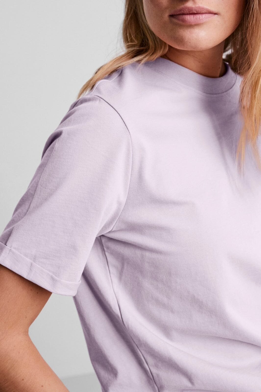 Pieces Pcria Ss Fold Up Solid Tee lavendula