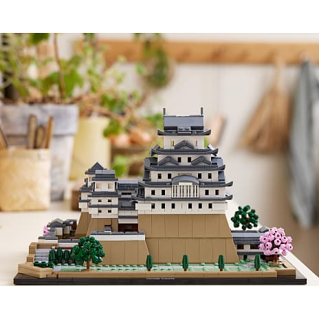 LEGO® Architecture samling af seværdigheder: Himeji-borgen 21060
