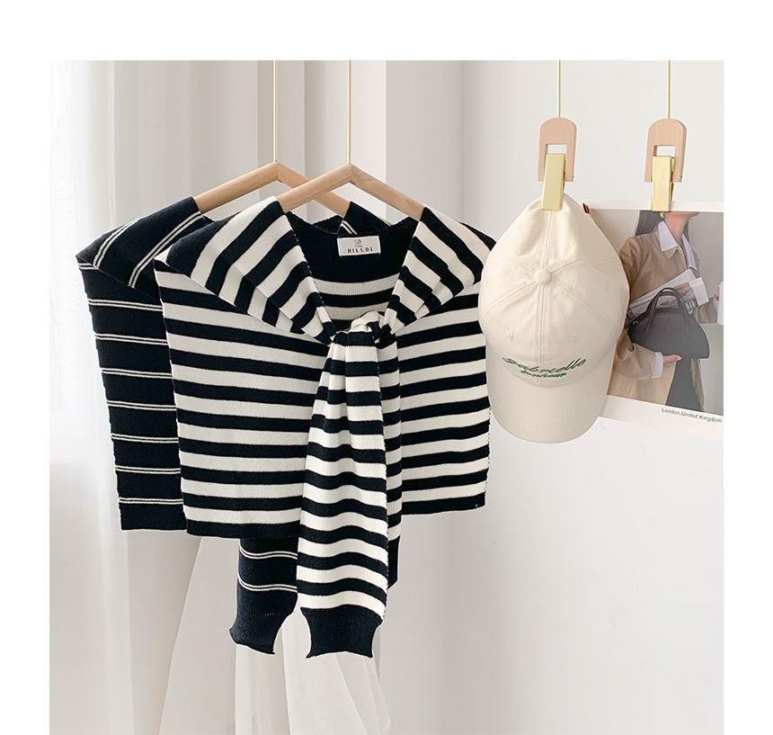 Amandier - Gestreepte gebreide sjaal