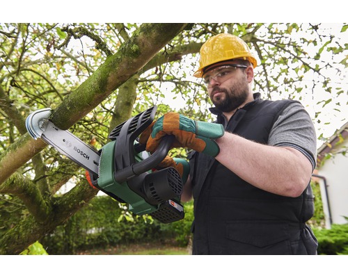 BOSCH UniversalChain 18 Li accu kettingzaag zonder accu en lader