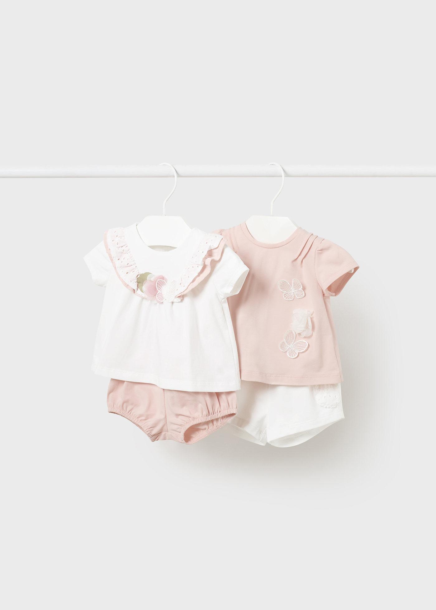 Conjunto de 4 peças Better Cotton para recém-nascidos