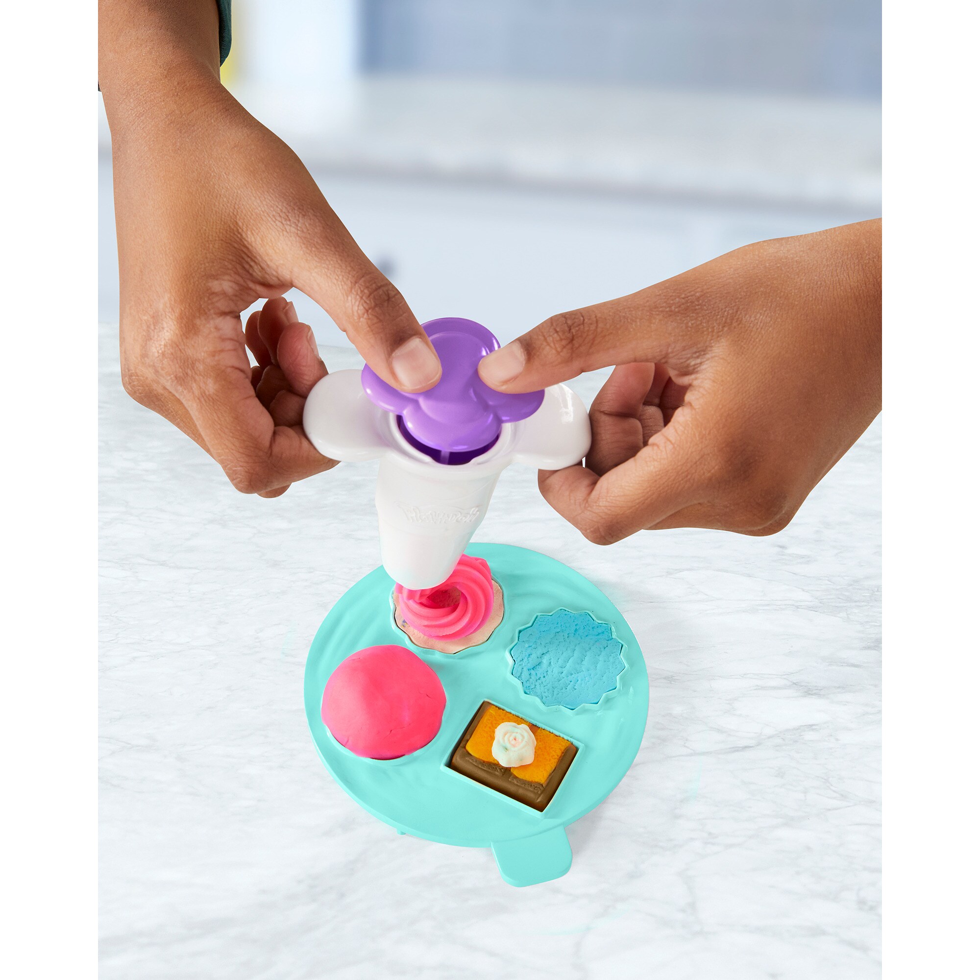 Hasbro Kneten Play-Doh Super Küchenmaschine