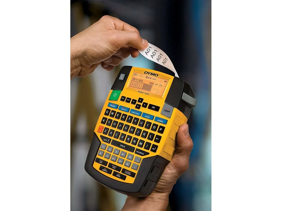 Labelmaskine DYMO Rhino 4200 Proffesionel - inkl. kit med tilbehør