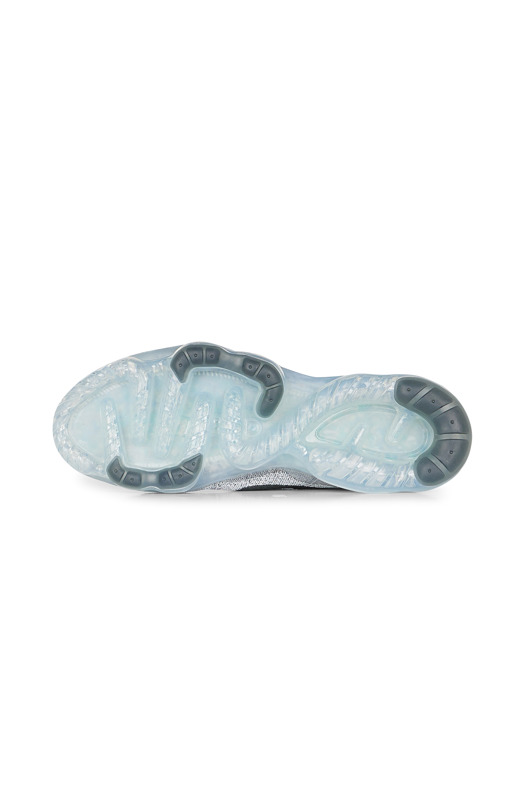 NIKE Baskets   VAPORMAX Gris