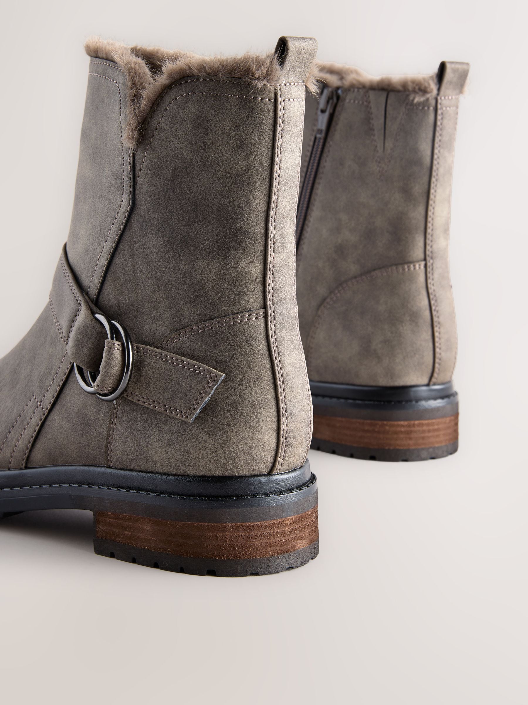 Grijze textuur - Forever Comfort® Faux Fur Hardware Ankle Boots