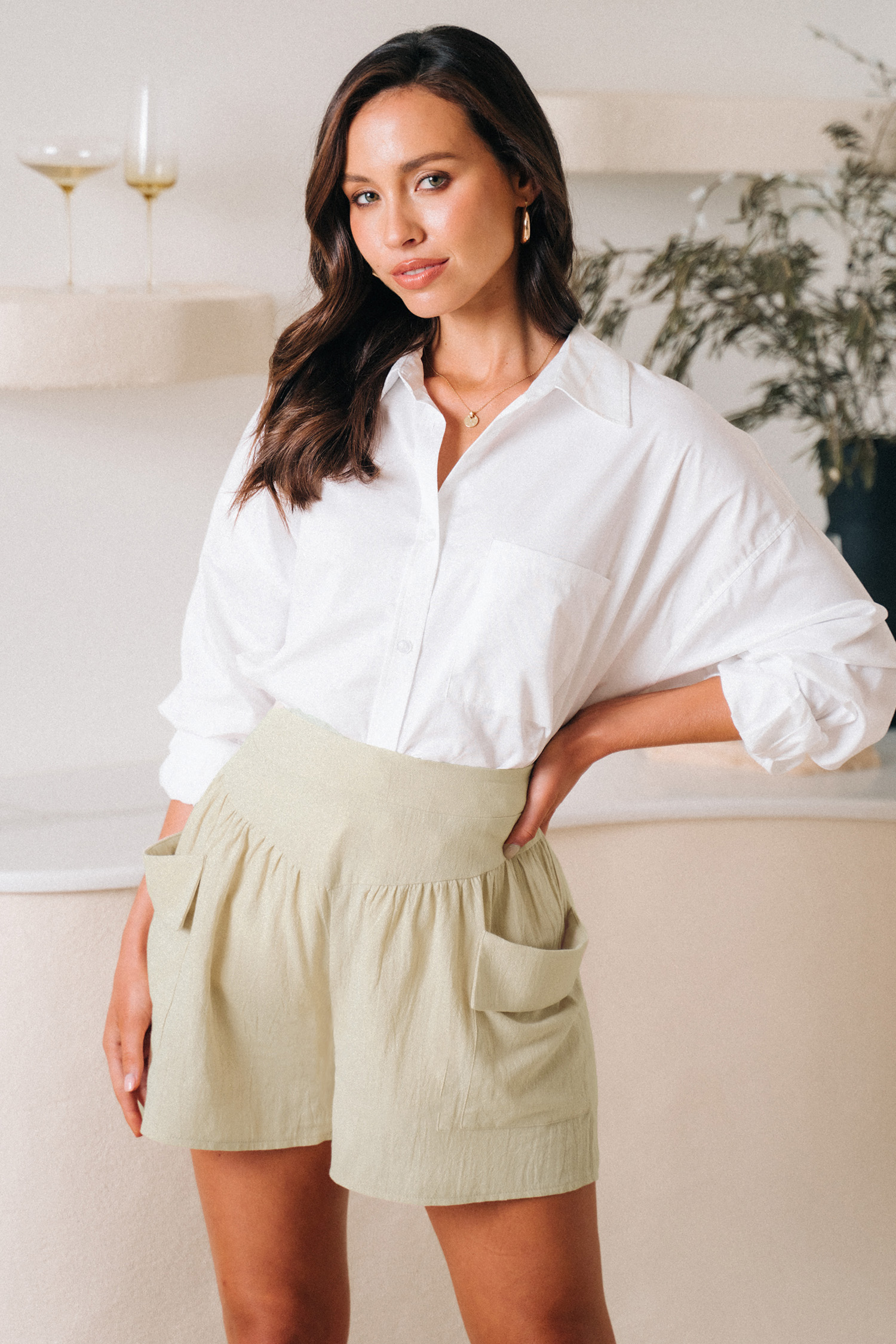 Short en pur coton à jambes larges et poches plaquées abricot