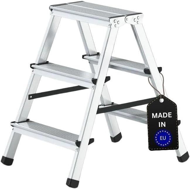 PROREGAL Economy Basic Trapladder, dubbelzijdig toegankelijk, 2 x 3 treden, werkhoogte 2,60 m, draagvermogen 125 kg