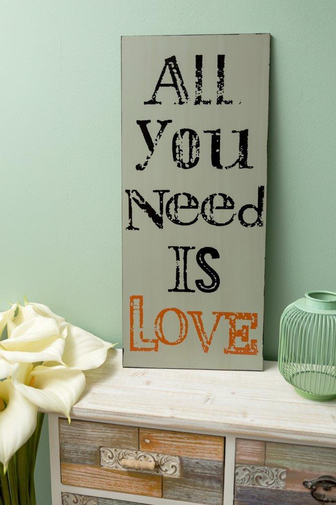 Holzschild - All you need is love -34x78 cm